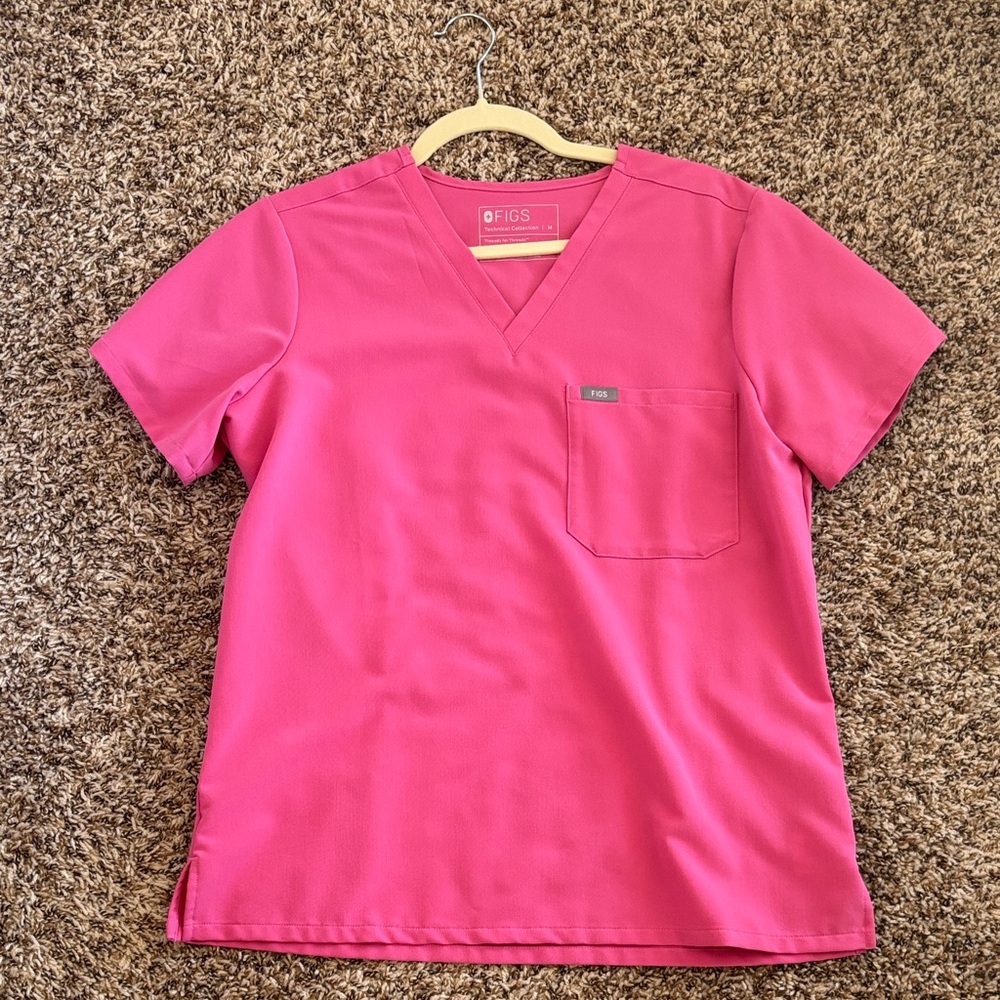 Figs Catarina top in f-ing pink size medium